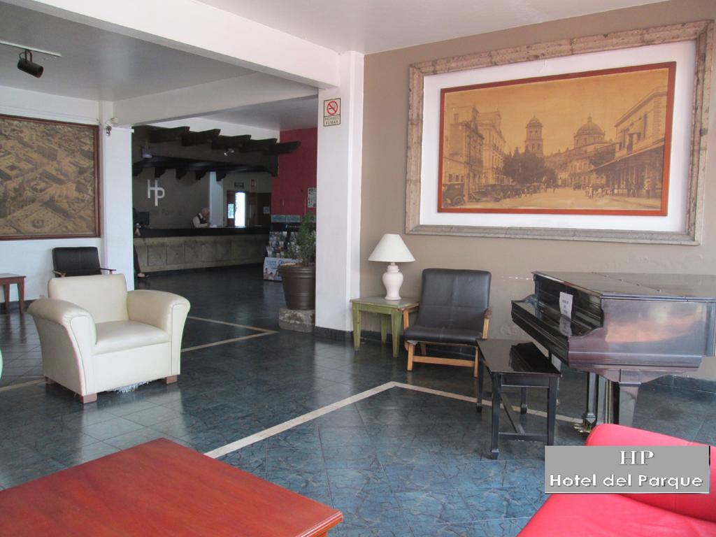 גואדלחארה Hotel Del Parque מראה חיצוני תמונה