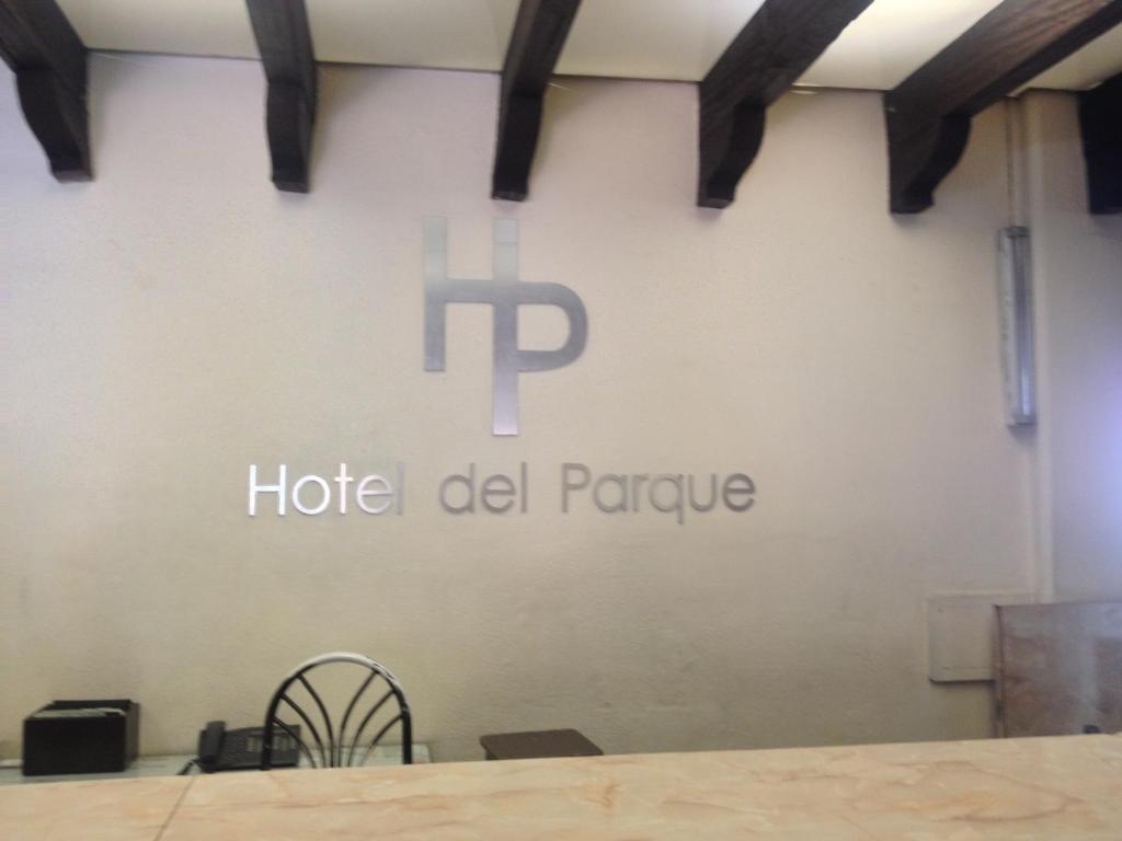גואדלחארה Hotel Del Parque מראה חיצוני תמונה