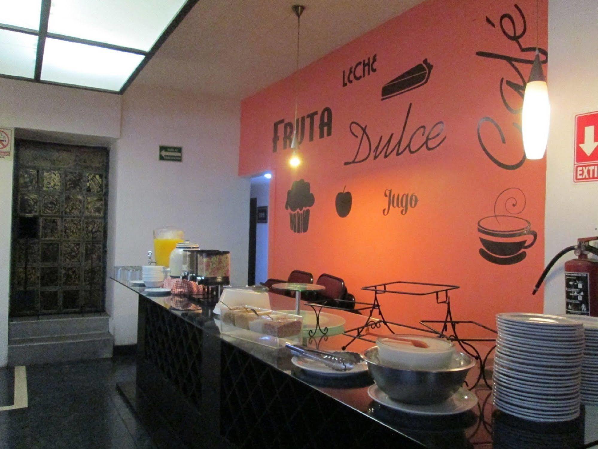 גואדלחארה Hotel Del Parque מראה חיצוני תמונה